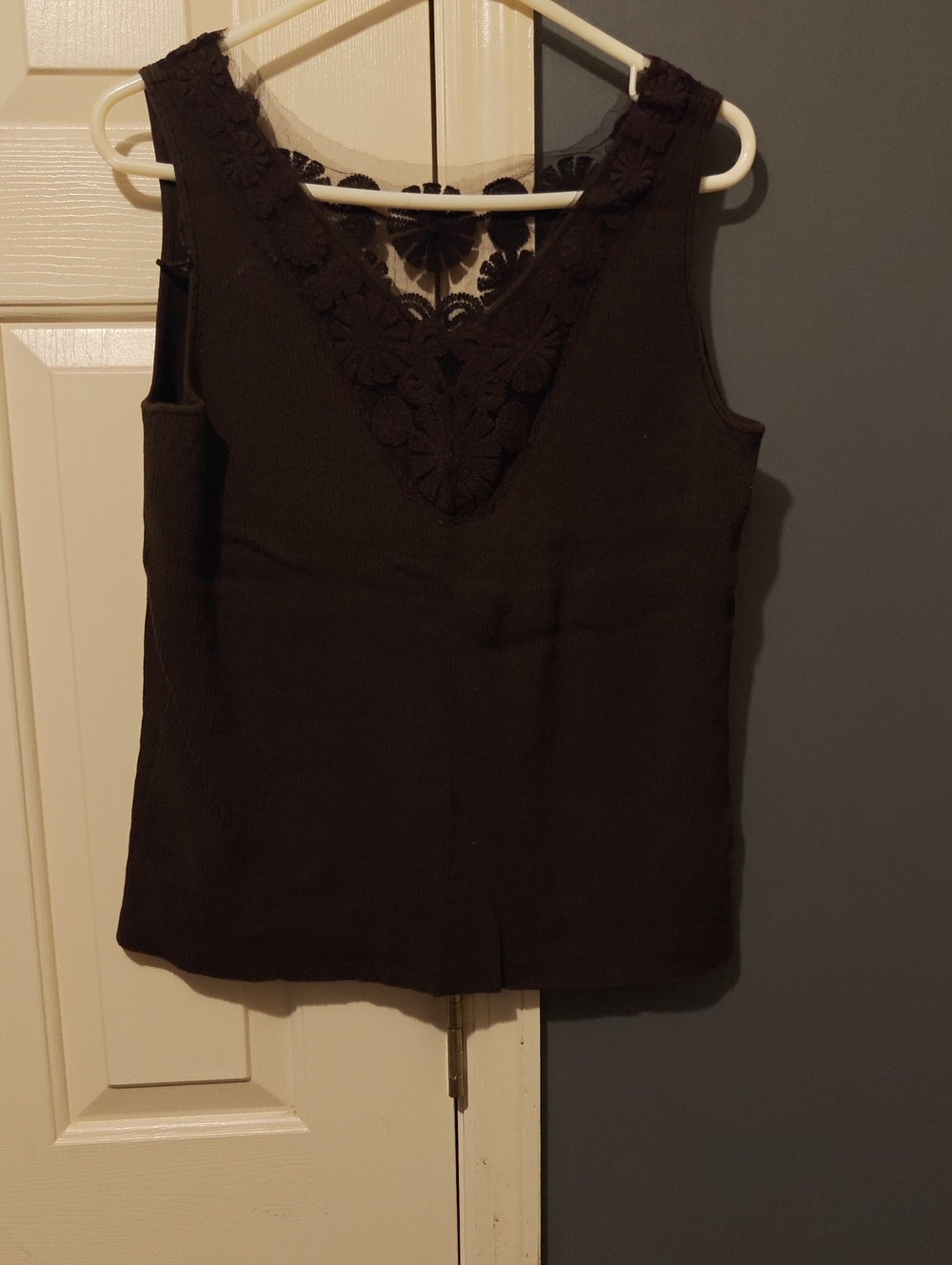 Black Floral Lace V-Neck Camisole Tank Top